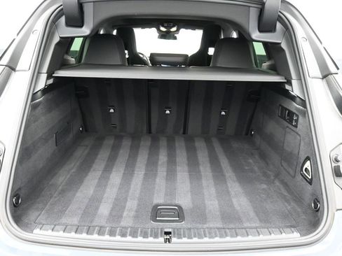 Used 2023 BMW iX xDrive50 w/ Sport Package image 23