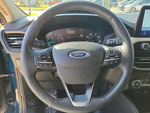 Used 2020 Ford Escape SEL image 15