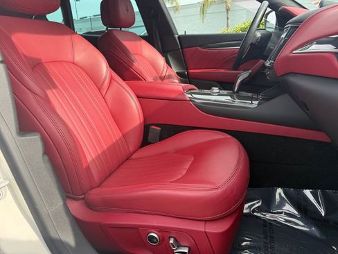 Used 2022 Maserati Levante Modena image 26