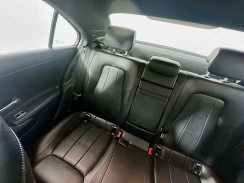 Used 2021 Mercedes-Benz A 220 4MATIC image 12