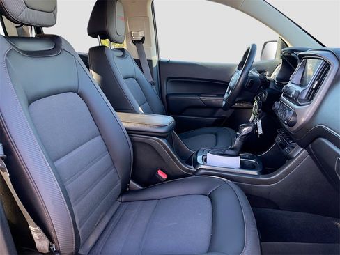 Used 2022 GMC Canyon AT4 w/ Trailering Package image 26