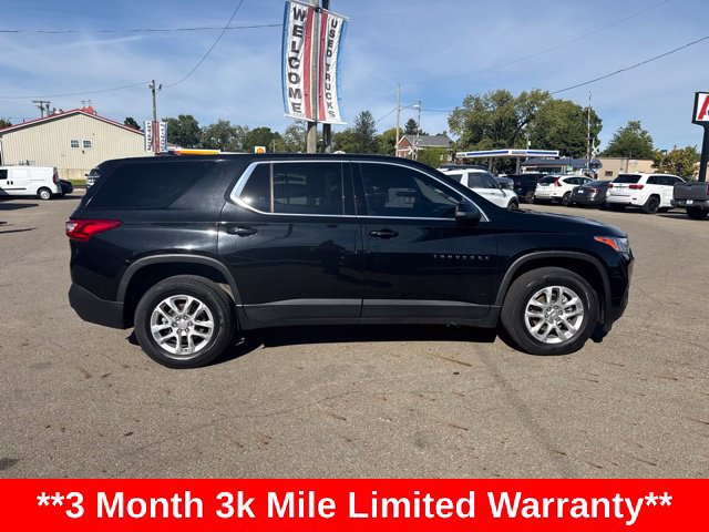 Used 2021 Chevrolet Traverse LS FWD image 2