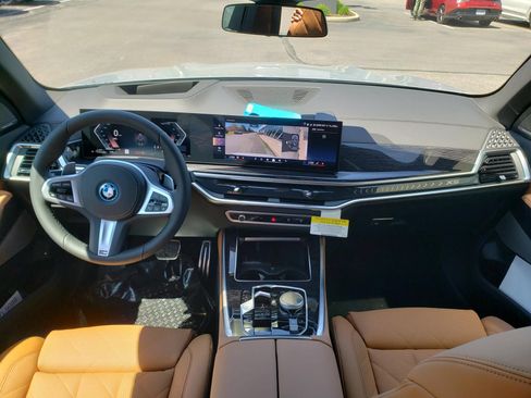 New 2026 BMW X5 xDrive50e AWD/4WD image 13