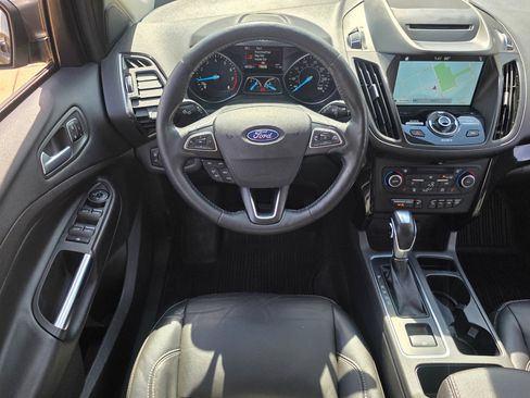Used 2018 Ford Escape Titanium image 13