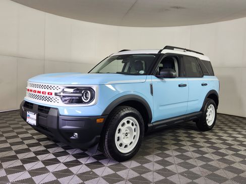 New 2026 Ford Bronco Sport Heritage w/ Convenience Package AWD/4WD image 3