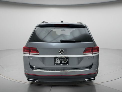 Used 2023 Volkswagen Atlas SE AWD/4WD image 8