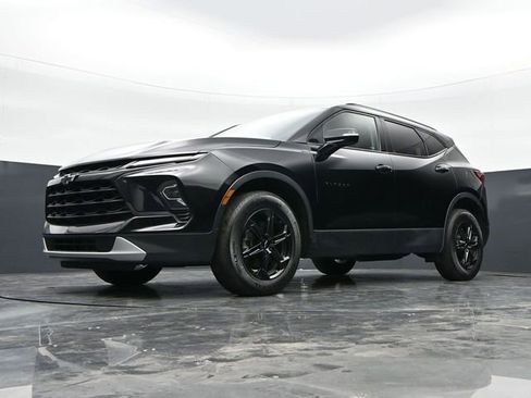 Used 2023 Chevrolet Blazer LT w/ Sound & Technology Package image 36