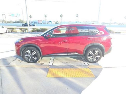 Used 2023 Nissan Rogue SL w/ SL Premium Package image 8