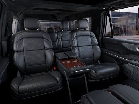 New 2027 Lincoln Navigator L Black Label AWD/4WD image 11