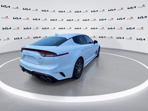 Certified 2023 Kia Stinger GT2 image 8
