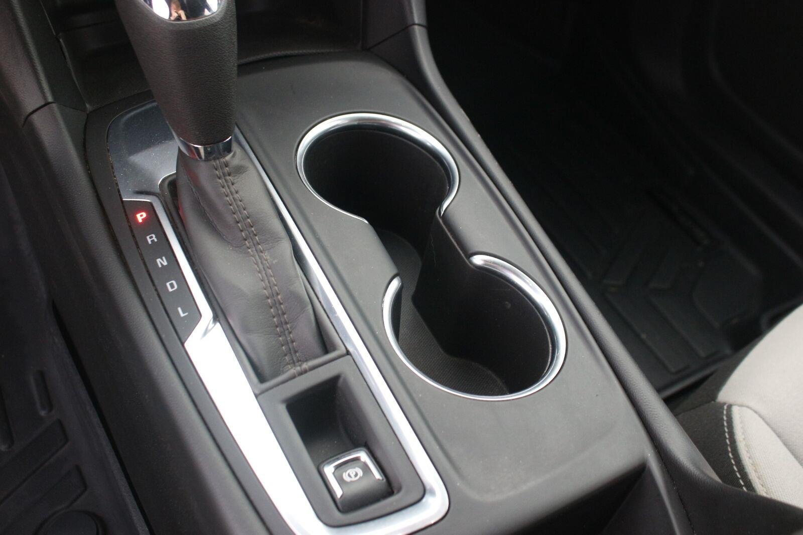 Used 2021 Chevrolet Equinox LS w/ LS Convenience Package FWD image 21