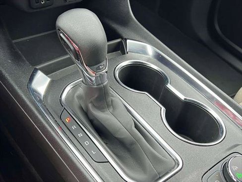 Used 2023 Chevrolet Traverse LS image 27