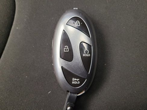 Used 2024 Hyundai Elantra SEL FWD image 32