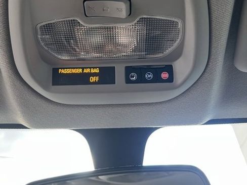 Used 2020 Chevrolet Spark LT image 37