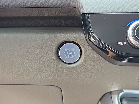 New 2026 Kia Carnival SX FWD image 29