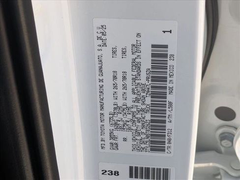 Used 2025 Toyota Tacoma TRD Off-Road image 22