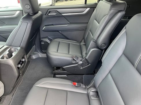 New 2026 GMC Acadia Elevation w/ Black Edition image 17