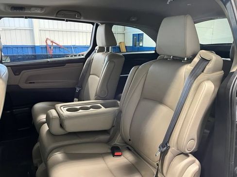 Used 2019 Honda Odyssey EX-L image 16