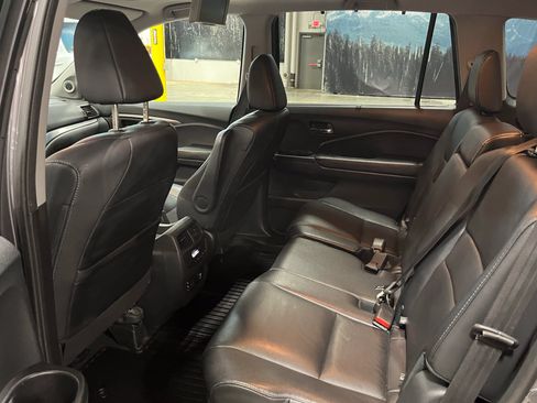 Used 2017 Honda Pilot EX-L image 14