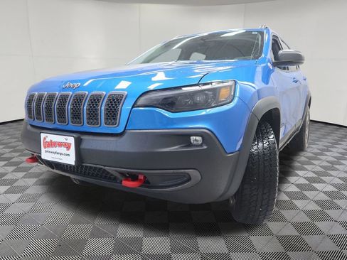 Used 2021 Jeep Cherokee Trailhawk w/ Premium Leather Package AWD/4WD image 5