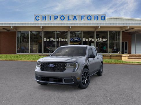 New 2025 Ford Maverick Lariat w/ 4K Tow Package image 2