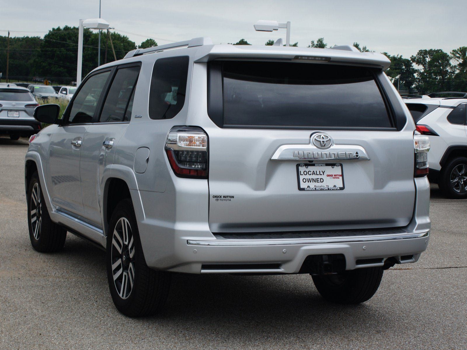 Used 2024 Toyota 4Runner Limited AWD/4WD image 18