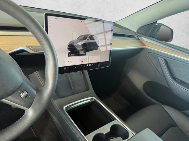 Used 2023 Tesla Model Y Long Range AWD/4WD image 10