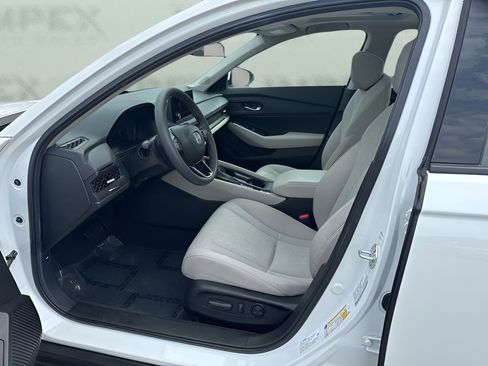 Used 2024 Honda Accord EX image 9