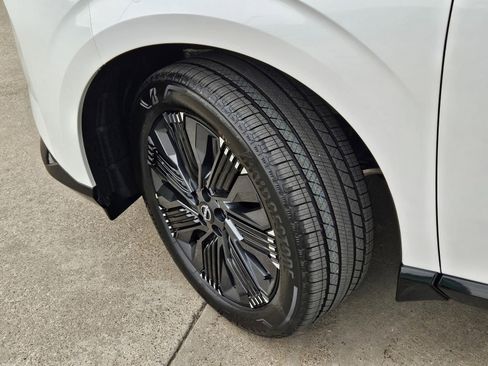 New 2026 Nissan Murano Platinum image 10