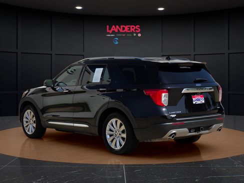Used 2020 Ford Explorer Limited w/ Class III Trailer Tow Package RWD image 2