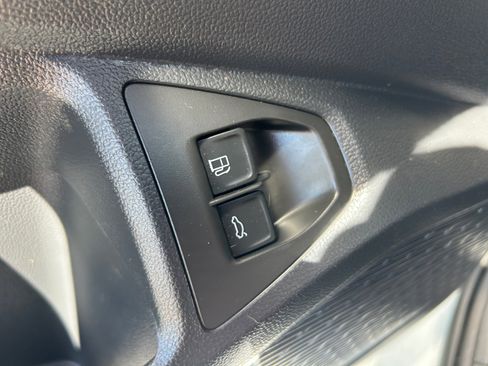 Certified 2023 Volkswagen Jetta S FWD image 32