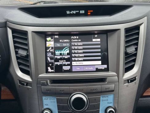 Used 2013 Subaru Outback 3.6R Limited image 18