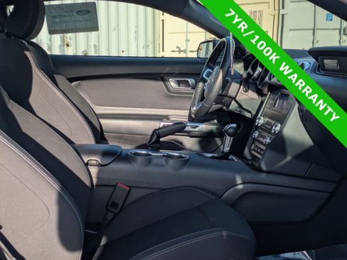 Certified 2021 Ford Mustang Coupe image 13