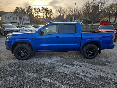 New 2026 Nissan Frontier SV w/ SV Convenience Package AWD/4WD image 2