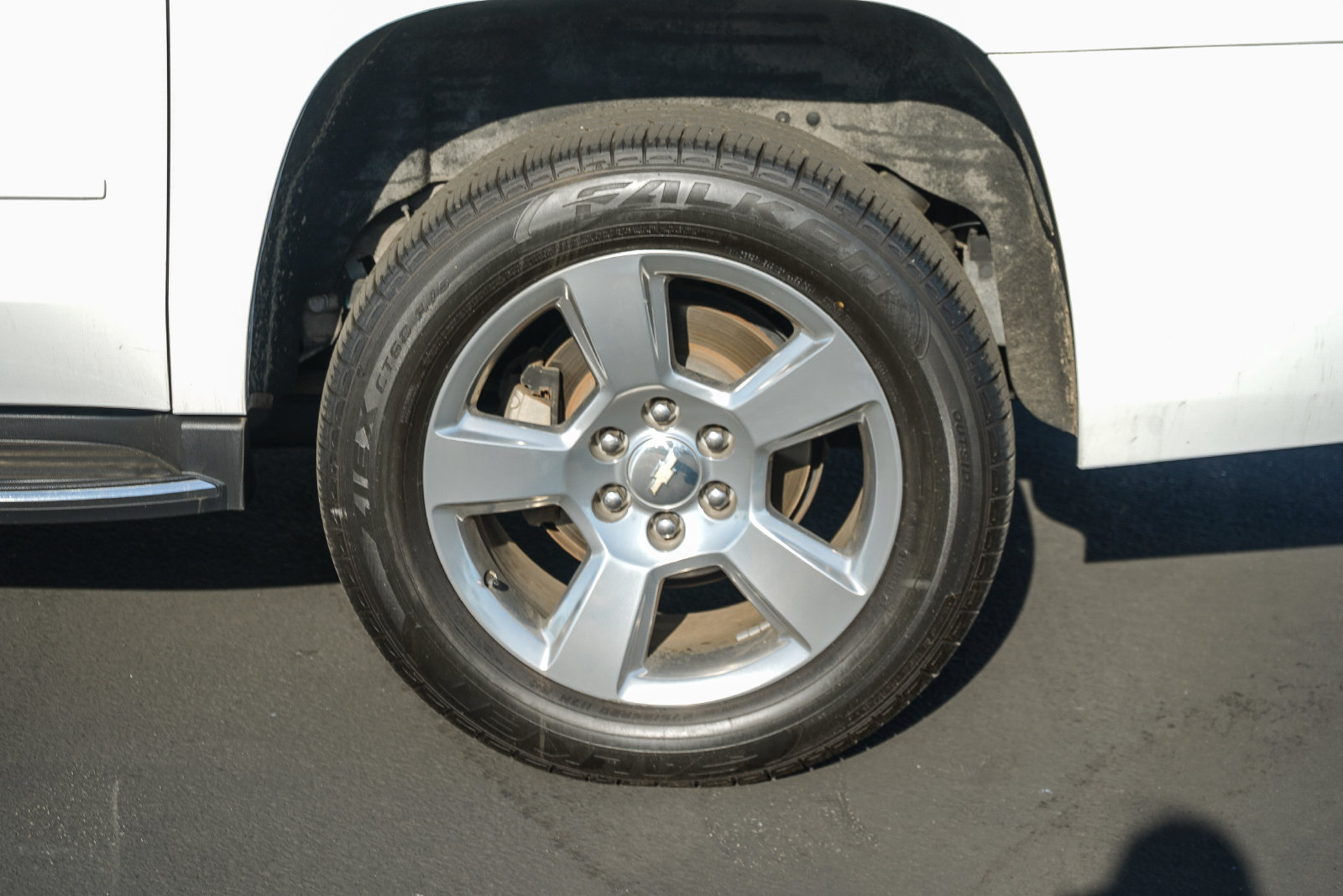 Used 2020 Chevrolet Suburban Premier RWD image 8