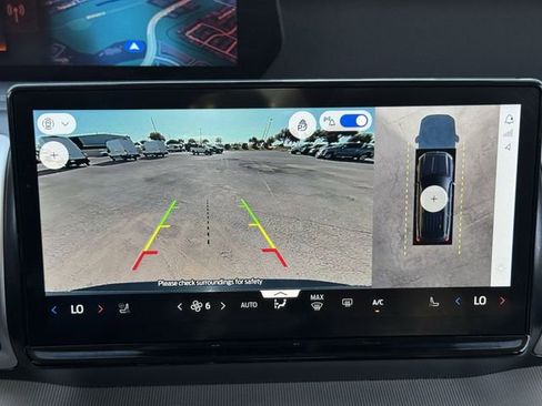 Certified 2025 Ford Expedition Active AWD/4WD image 18