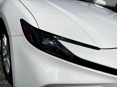 Used 2025 Toyota Camry LE FWD image 30