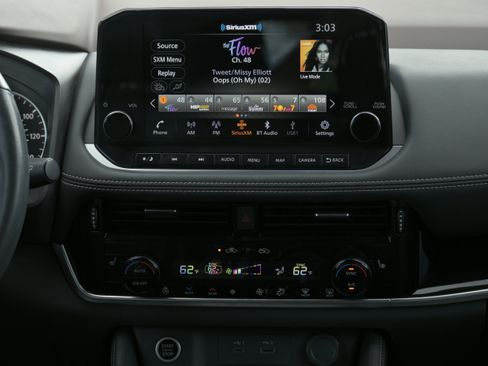 Used 2023 Nissan Rogue SL w/ SL Premium Package image 15