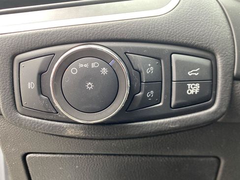 Used 2022 Ford Edge SEL w/ Convenience Package AWD/4WD image 19