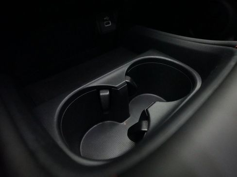 Certified 2023 Honda HR-V Sport image 16