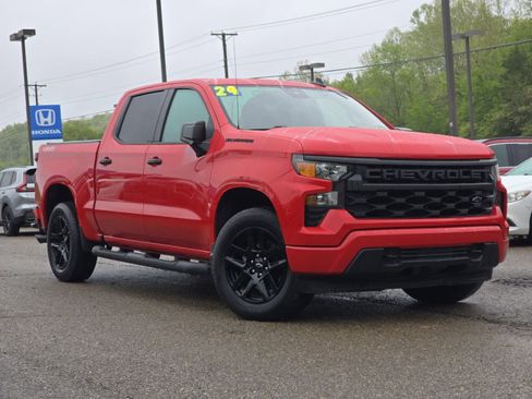 Used 2024 Chevrolet Silverado 1500 Custom w/ Rally Edition AWD/4WD image 2