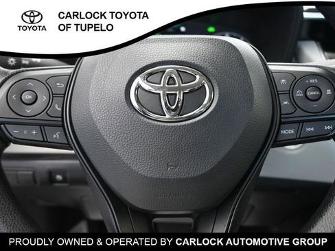 Used 2025 Toyota Corolla LE image 17