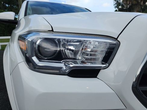 Used 2016 Toyota Tacoma SR5 image 13