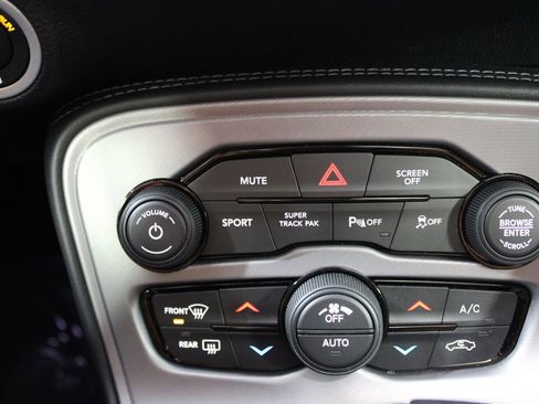 Used 2023 Dodge Challenger R/T w/ Blacktop Package image 38