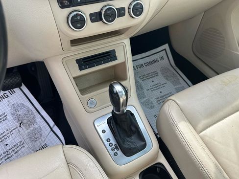 Used 2013 Volkswagen Tiguan SEL image 13