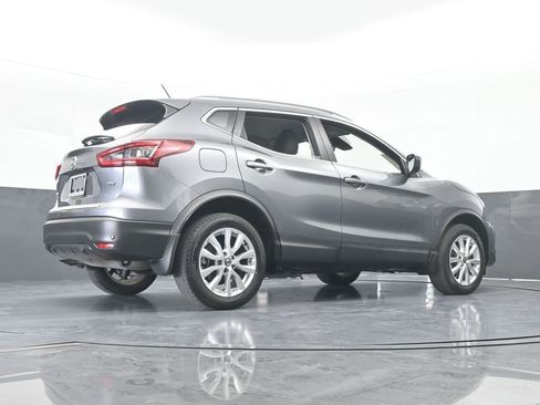 Used 2021 Nissan Rogue Sport SV image 63