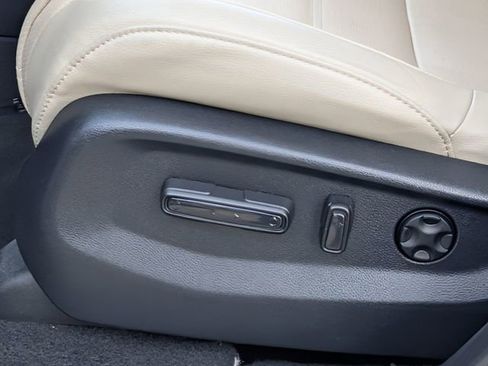 Used 2022 Honda CR-V EX-L image 27