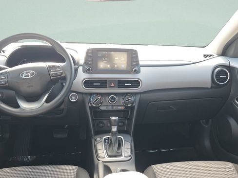 Used 2020 Hyundai Kona SEL FWD image 11
