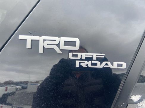 Used 2023 Toyota 4Runner TRD Off-Road image 10
