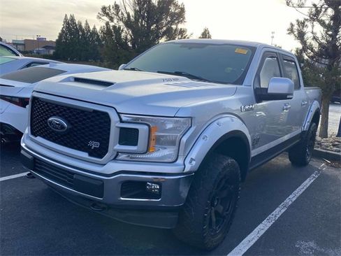 Used 2018 Ford F150 Lariat w/ Trailer Tow Package image 3